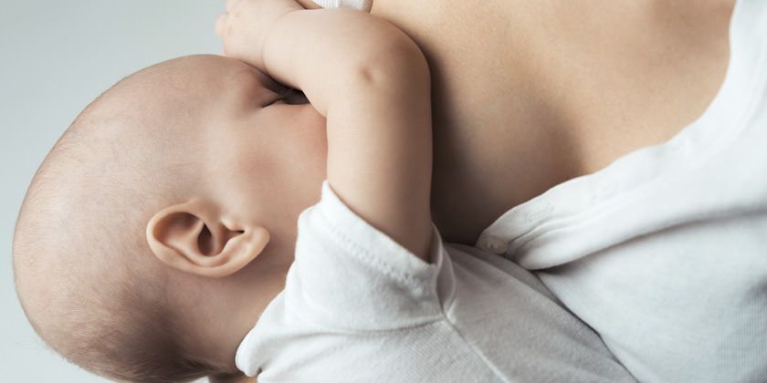 ¿Sabías que un ácido graso de la leche materna es esencial para activar el corazón del bebé?