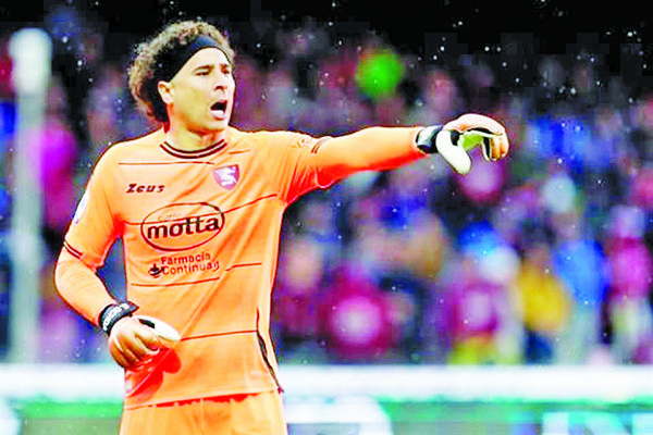 Gana Salernitana con un Ochoa imbatible