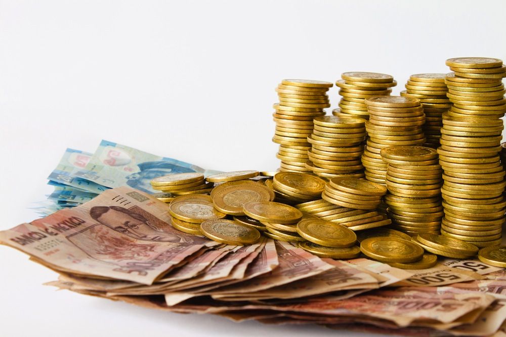 Peso tiene una leve baja al volver del ‘megapuente’ de abril