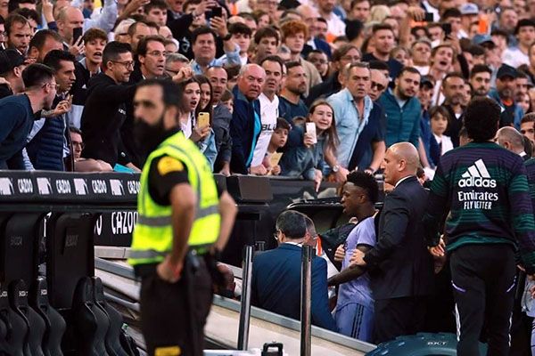 Reclama Real Madrid a la federación tras insultos racistas
