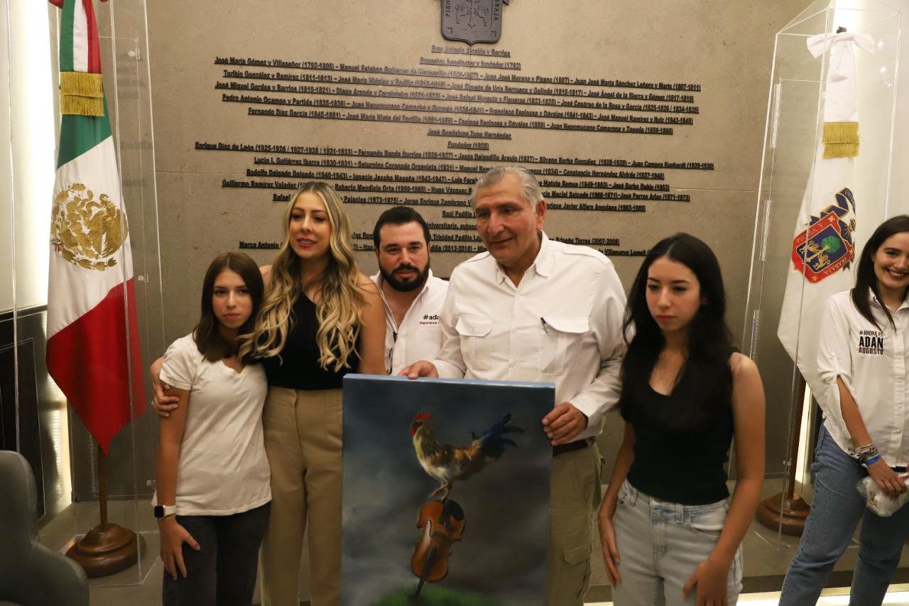 Adán Augusto López Hernández se compromete a respaldar a las universidades públicas y a los jóvenes