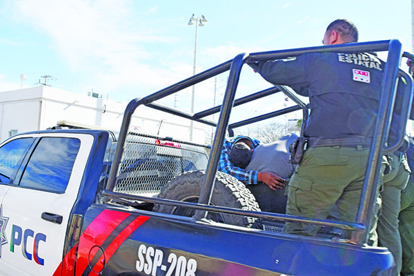 Liberan a 2 ladrones tras pago de 32 mil