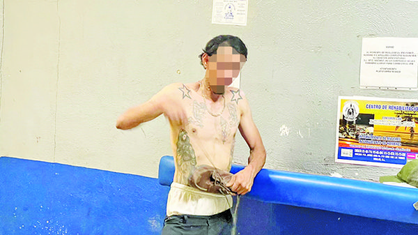 Reportan a pareja por agresión, lo aseguran por alterar el orden
