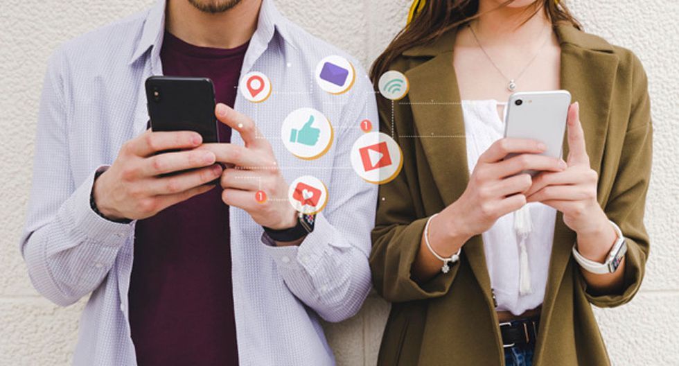 Dormir, comer… y Facebook: ¿Cuánto tiempo pasan los mexicanos en redes sociales al día?