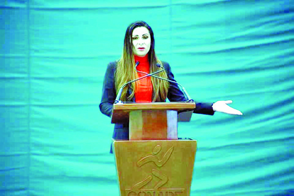 Si tienen conflicto con calzones, que se los quiten.-Guevara