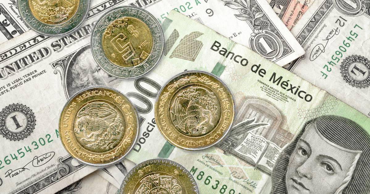 Peso toca su mejor nivel frente al dólar desde 2015: Se cotiza en las 17.11 unidades
