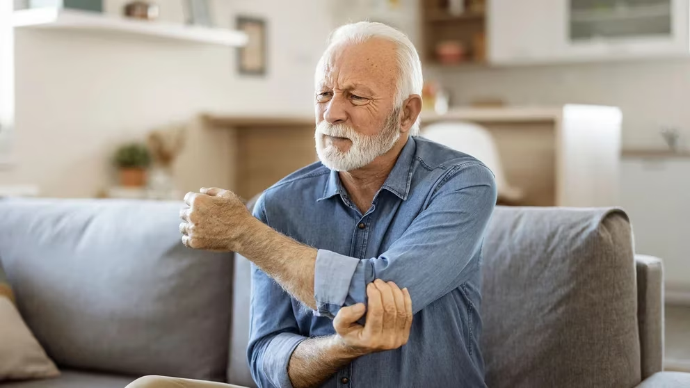Qué es la enfermedad de la gota y por qué podría aumentar el riesgo de desarrollar patologías neurodegenerativas