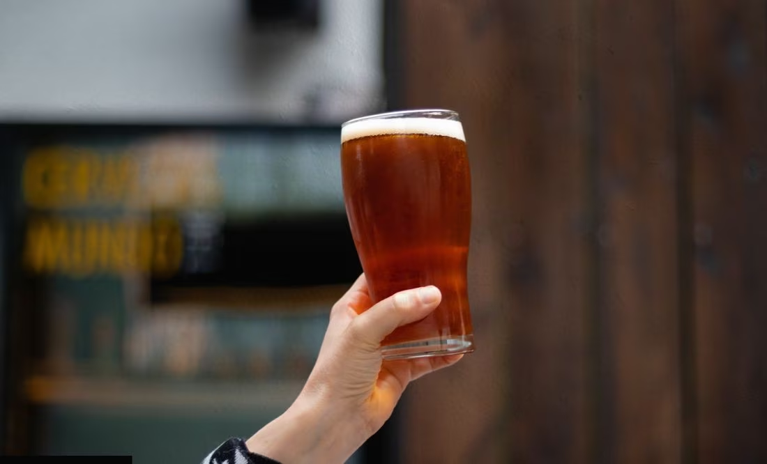 Qué alimentos no deben combinarse con el alcohol