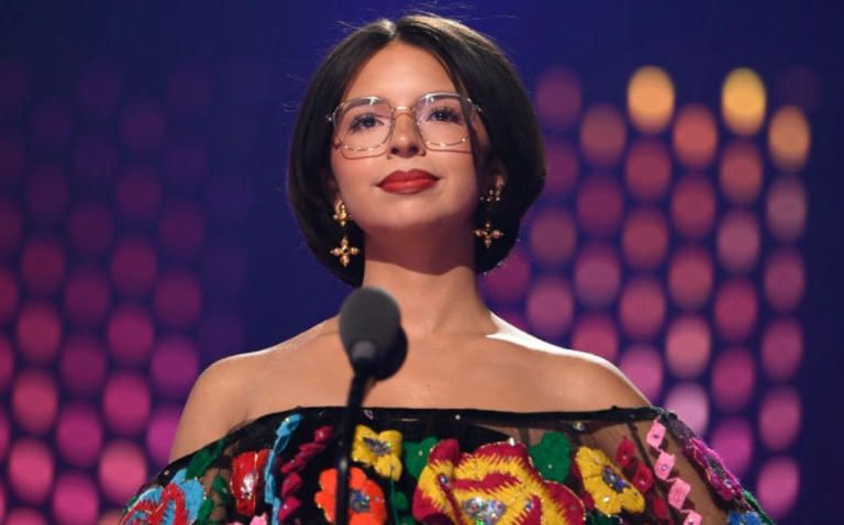 Tunden a Ángela Aguilar por decir que es la «única mujer exitosa en el regional mexicano»