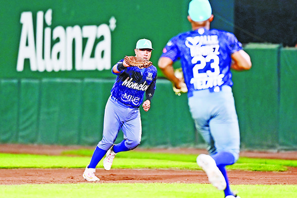 SARAPEROS EXPLOTÓ EN LOS ÚLTIMOS INNINGS Y LO GANÓ 11-5.