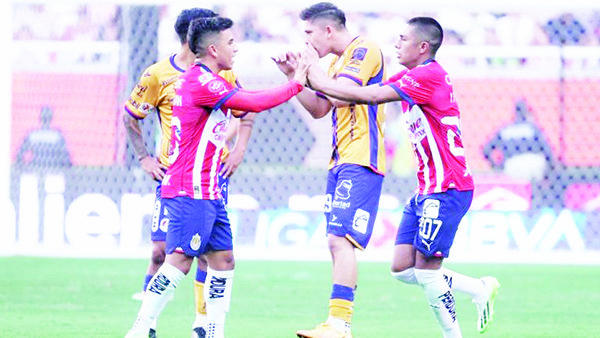 CHIVAS VENCE A ATLÉTICO SAN LUIS Y LIGA SU SEGUNDA VICTORIA CONSECUTIVA EN EL APERTURA 2023