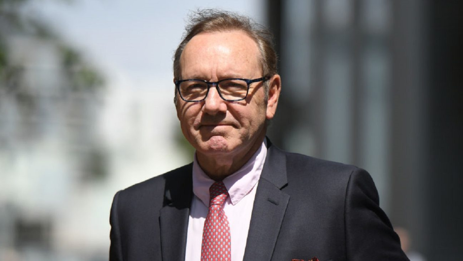 Absuelven al actor Kevin Spacey de todos los cargos de agresión sexual