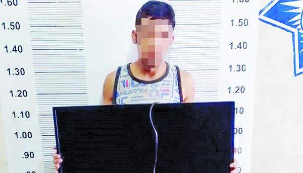 Cargaba ladrón con pantalla y “bocinón”