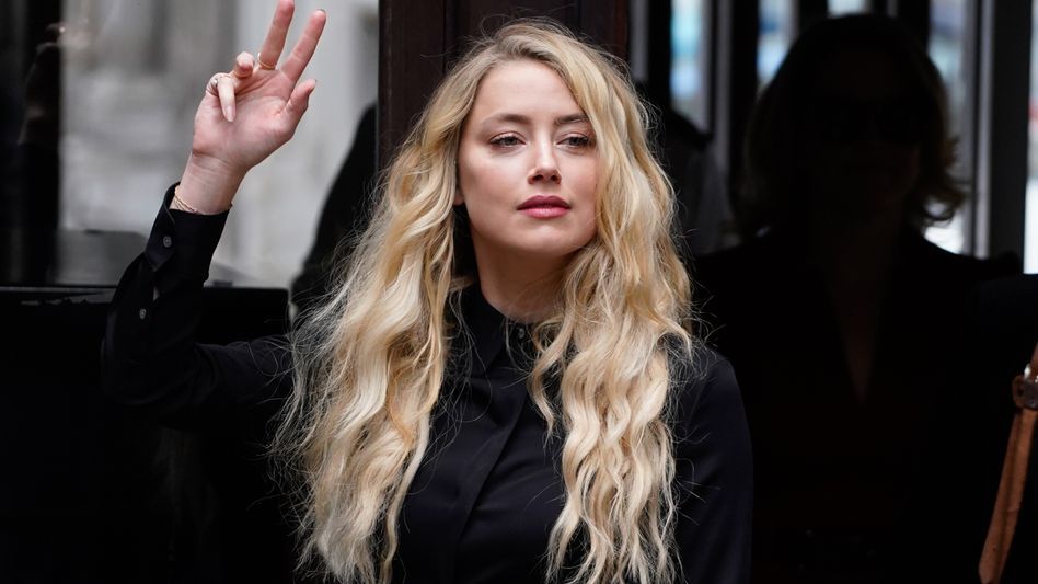 Amber Heard pide no ser “crucificada” tras su regreso como actriz y dice que merece respeto