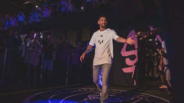 REVENTA PARA VER EL DEBUT DE MESSI EN EL INTER DE MIAMI VS CRUZ AZUL ALCANZA LOS 140 MIL PESOS