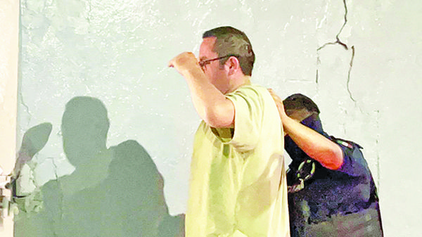 Impiden vecinos rapto de menor