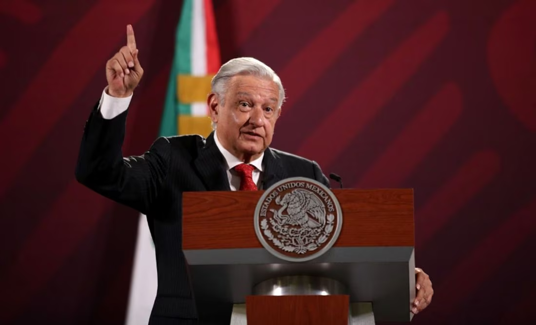 “¡Tengan para que aprendan!” AMLO presume que es el tercer streamer más popular en habla hispana