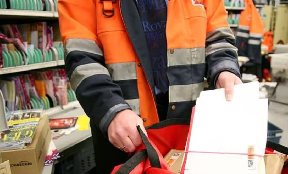 Trabajó 28 años en la misma empresa y lo echaron por llegar un minuto después en Reino Unido