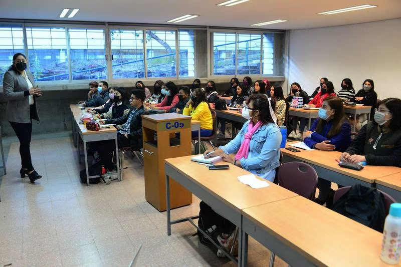 Por COVID, UNAM alerta y recomienda usar cubrebocas (otra vez) en espacios cerrados