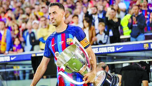 ¡GRAVE ERROR! LA MLS PUBLICÓ UNA FOTO DE ARBELOA EN LUGAR DE BUSQUETS EN SU BIENVENIDA A MIAMI