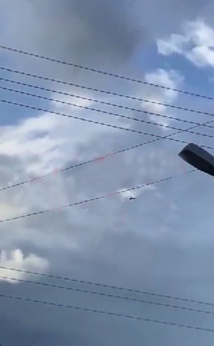 VIDEO: Avión con 10 tripulantes abordo se estrella cerca de Moscú