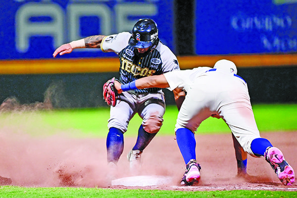 Tecolotes elimina a Acereros