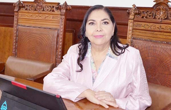 Ratifica Congreso trabajo con los adultos mayores