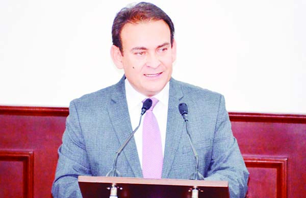 Solicita Congreso continuar vacunación contra Covid-19