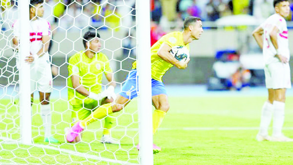 CRISTIANO RONALDO ANOTA, ROMPE RÉCORD Y EVITA ELIMINACIÓN DE AL NASSR EN LA ‘CHAMPIONS ÁRABE’