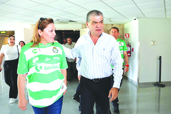 Asisten infantes de Sabinas a clausura de Somos Guerreros