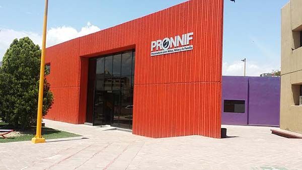 Joven encadenado es adicto a drogas