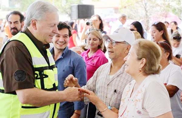 Atiende Chema necesidades de nuevas colonias