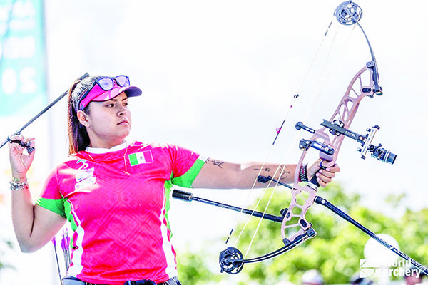 Medalla de plata a Dafne Quintero