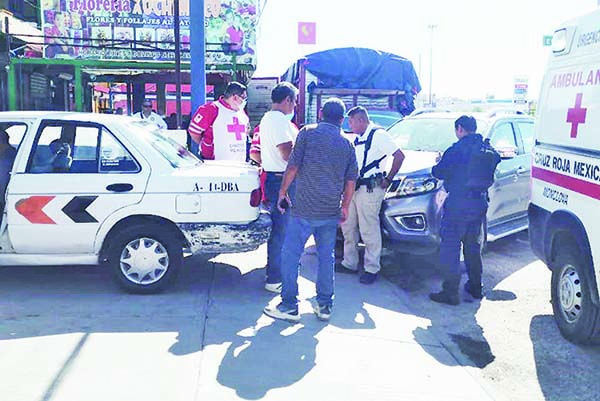 Muere en taxi