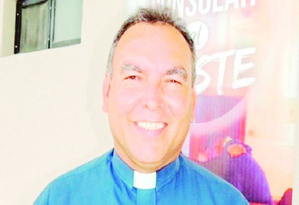 Programan audiencia para el Padre Meño