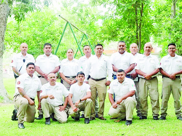 RECONOCEN LABOR DE BOMBEROS DE PARRAS