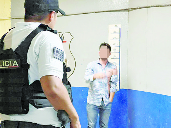 Detienen en Monclova a un “rápido y furioso”