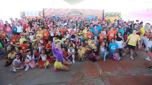 Clausuran cursos de verano en Saltillo
