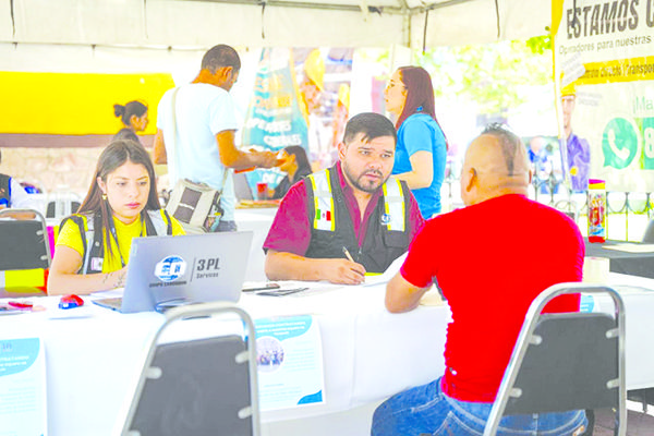 Dan trabajo en Ramos a personas discapacitadas