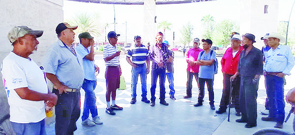 Exigen pensionados que AMLO cumpla promesas