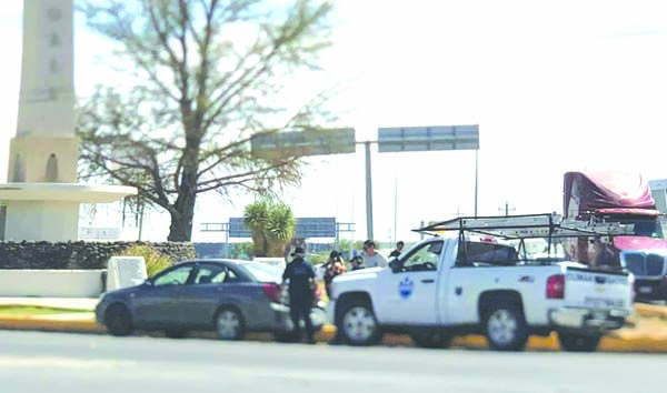 Despistado chofer provoca accidente