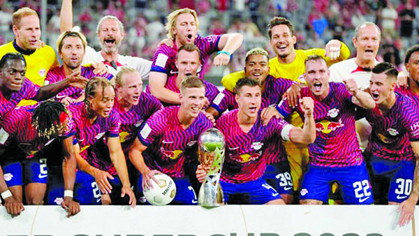 LEIPZIG GOLEA AL BAYERN MUNICH Y SE PROCLAMA CAMPEÓN DE LA SUPERCOPA DE ALEMANIA