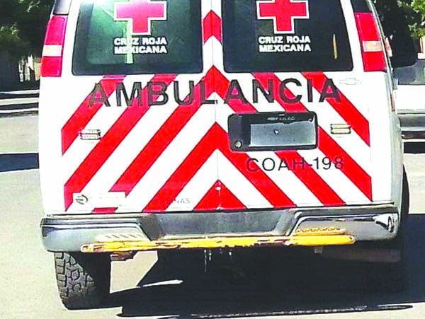 Se impacta ciclista contra camioneta
