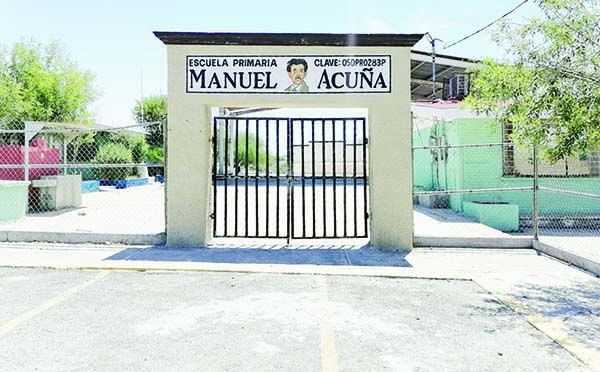 Espera a alumnos plantel destrozado por vándalos
