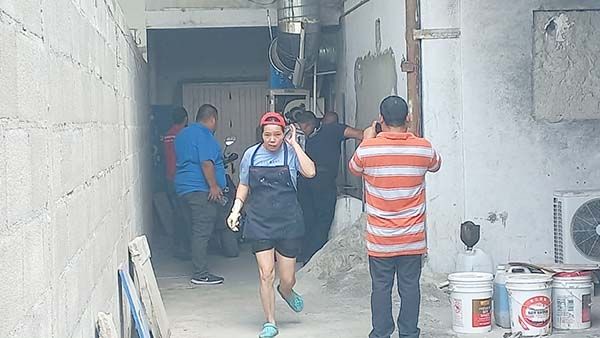 Se movilizan bomberos por olor a gas en restaurante