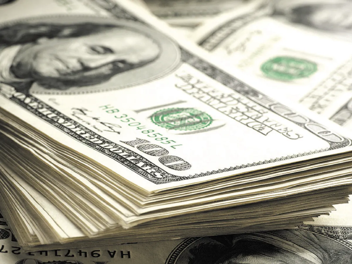 Precio del dólar HOY 7 de agosto: Peso retrocede a la espera del dato de inflación de EU