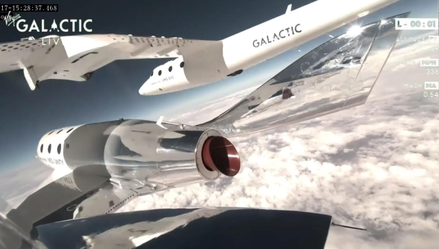 Virgin Galactic lanzó los primeros turistas espaciales al borde del cosmos