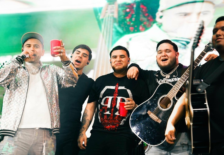 Muere guardia del grupo Fuerza Regida tras asalto en Veracruz