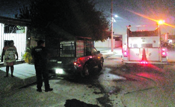 Se incendian dos autos en Sabinas