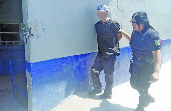 Aseguran a joven en pleno “cristalazo”